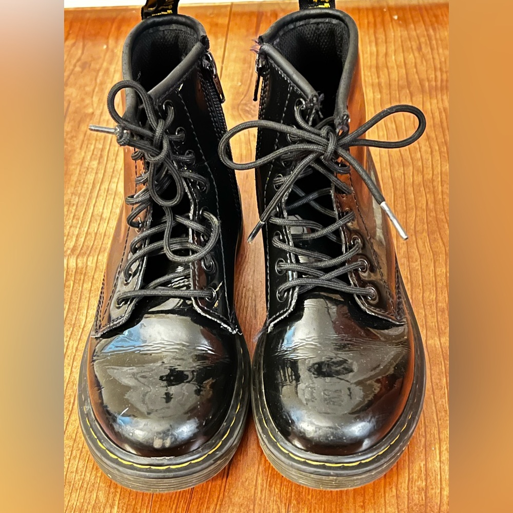 Dr. Marten JUNIOR 1460 PATENT LEATHER LACE UP BOOTS Size 1